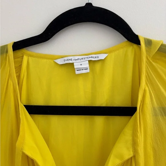 Diane Von Furstenberg New Fleurette Dress Yellow Silk - Size 0 - Picture 2 of 6